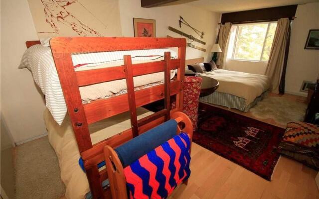 Mammoth Ski & Racquet Club #54