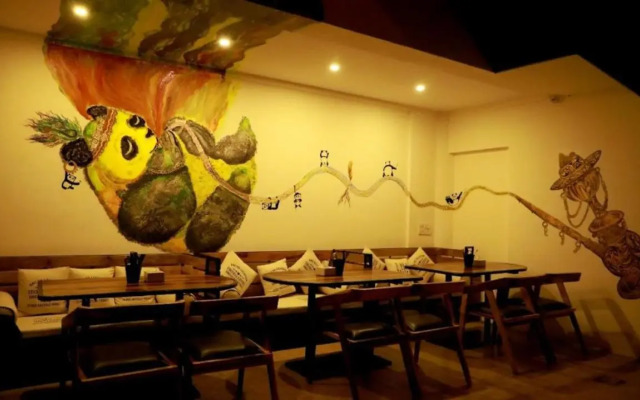 Omatra Hotel Infantry Road