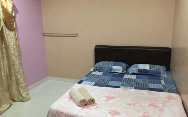 Zulina Homestay