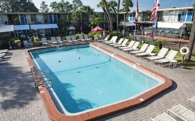 The Gardens Resort