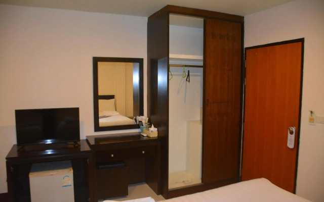 Patong Moon Inn Guesthouse