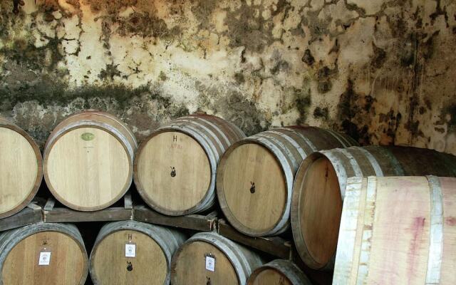 Charming Tuscan Farmhouse