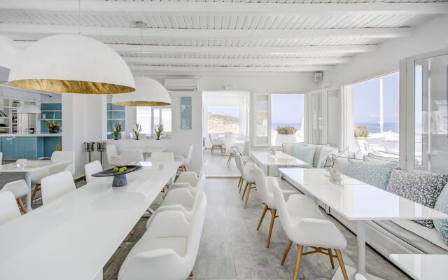 Minois Village Boutique Suites & Spa