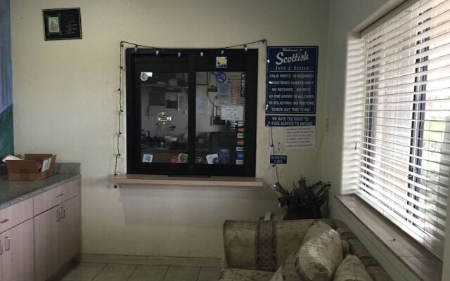 Scottish Inns & Suites Eastex Fwy.