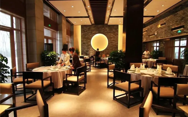 Jianian CEO Holiday Hotel