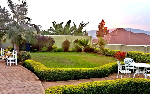 Yambi Guesthouse