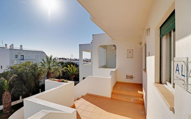 Albufeira Delight With Pool by Homing