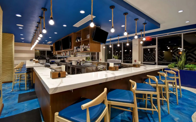 DoubleTree by Hilton Virginia Beach Oceanfront South