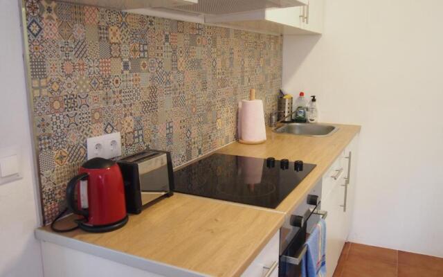 Casa Valientes A - Free private parking, WiFi & AC