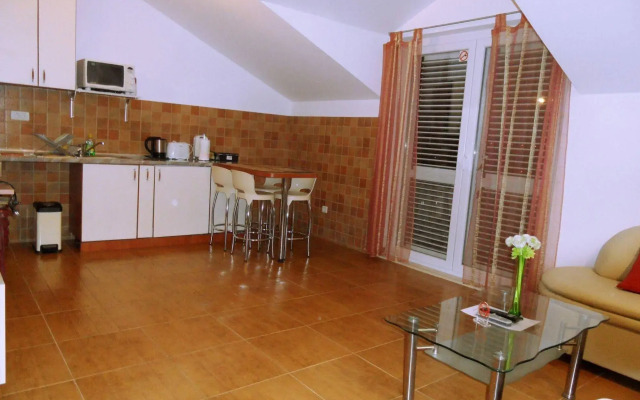 Adria Apartments