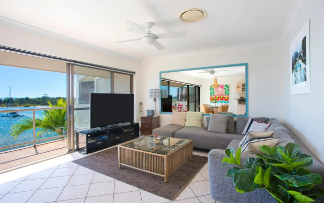 Noosa Shores Resort