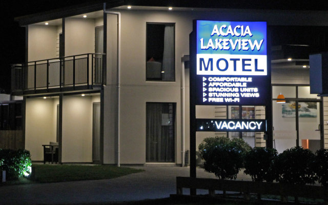 Acacia Lake View Motel