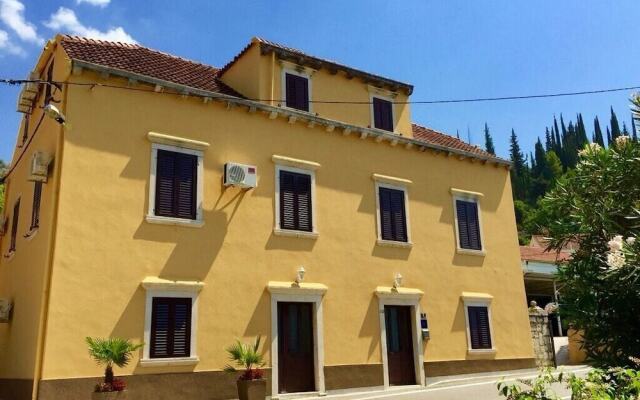 Rooms Mozara