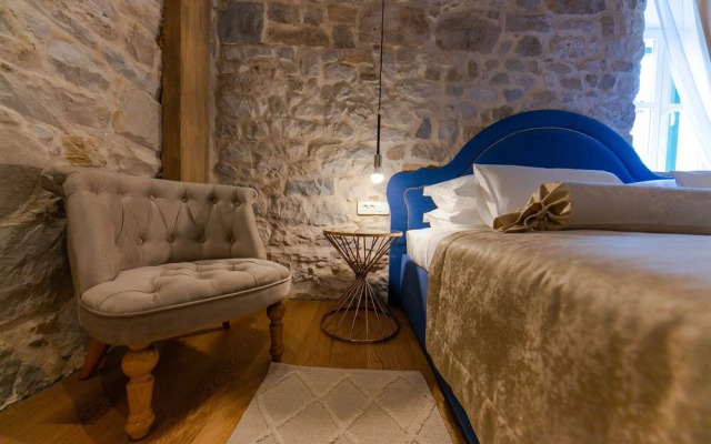 Villa Bante - Luxury Stone House