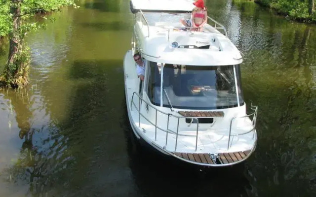 Suncamper 30