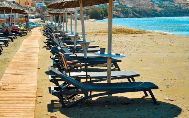 Tinos Beach Hotel