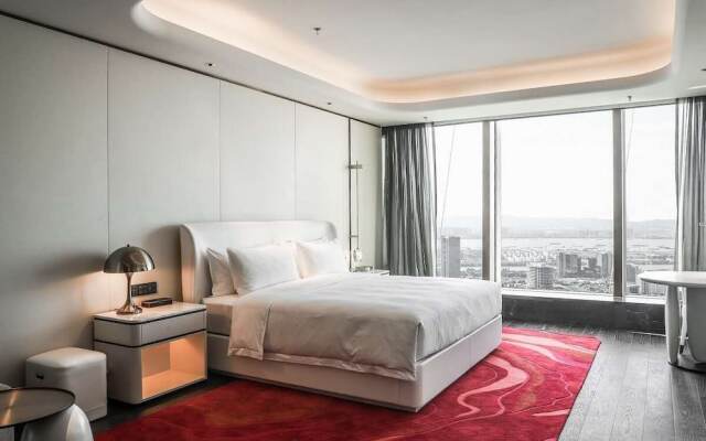 G Hotel
