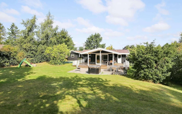 6 Person Holiday Home in Jaegerspris