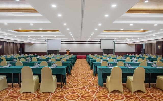 Holiday Inn Beijing Chang An West by IHG
