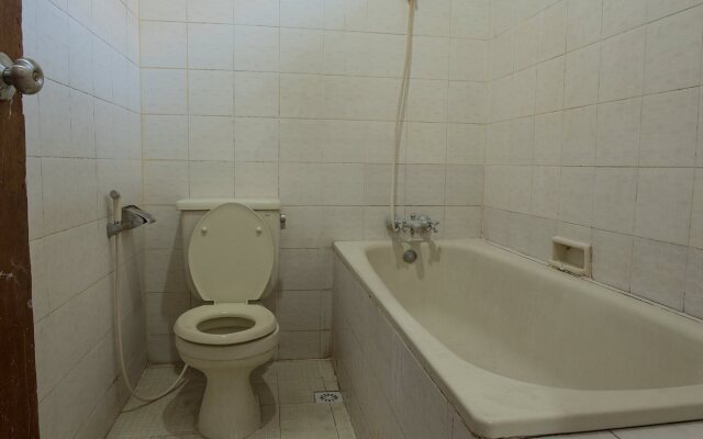 RedDoorz near Ground Zero Legian