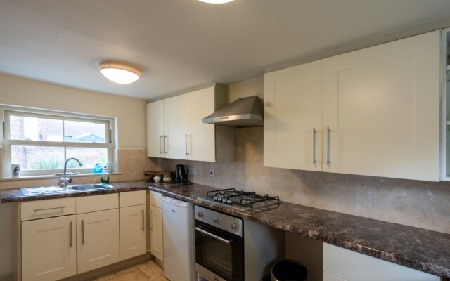 Stapleton/Parkgate Cottages