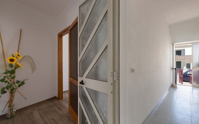 2466 Sunnyside Piano Terra by Barbarhouse