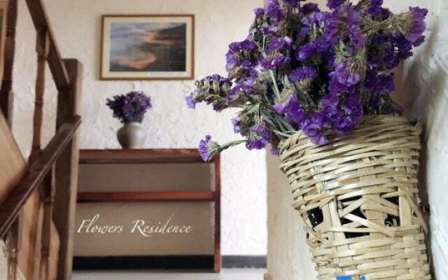 Flowers Residence