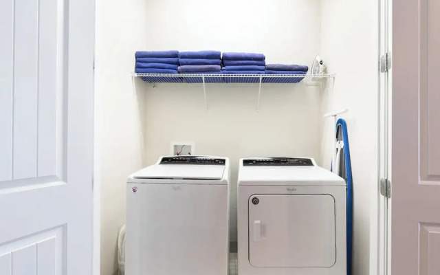 Magic Villa in Kissimmee with Private Pool