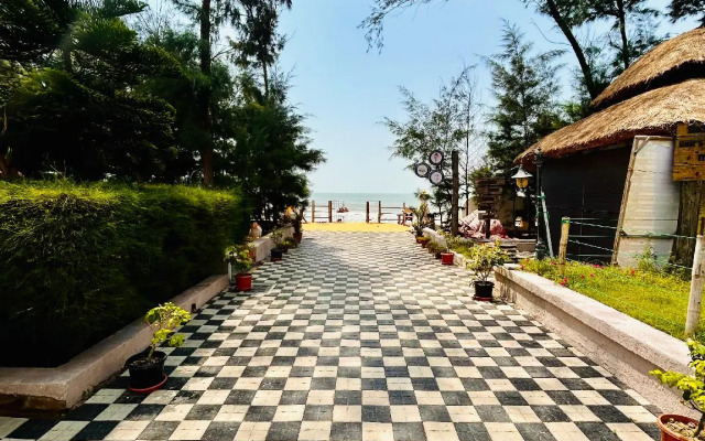 The Candlewood Park Beach Resort