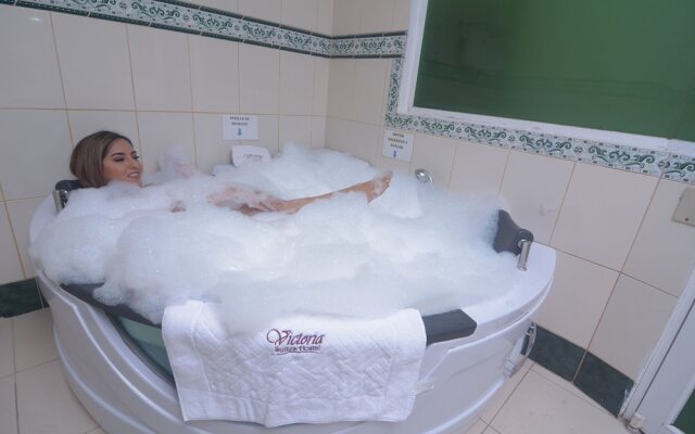 Victoria Suites Hostal