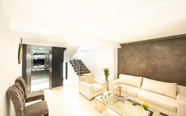 Sophisticated Park Venue Apartment Near Polanco