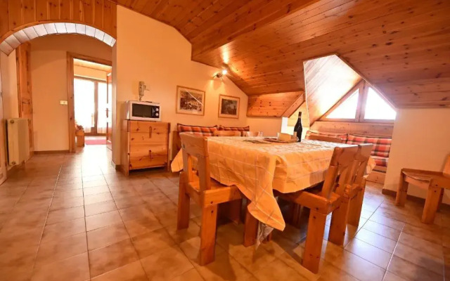 Appartamenti Casa Vacanze Raethia