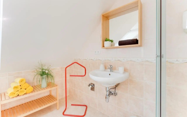 Jane's Charming Apartment