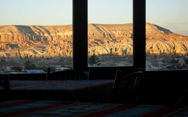 Avlu Cave House