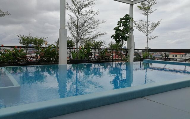 Monsoon Bassac Hotel