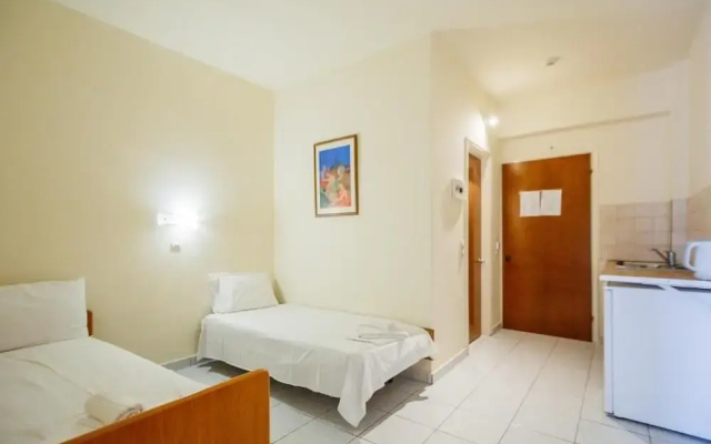 Vivian Hotel