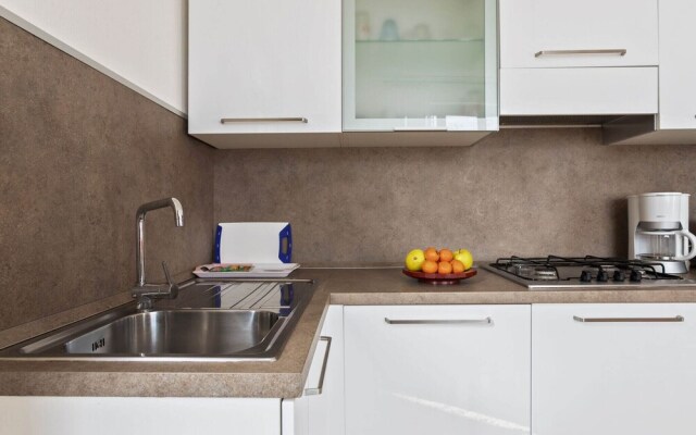 Delightful Villa With Garden