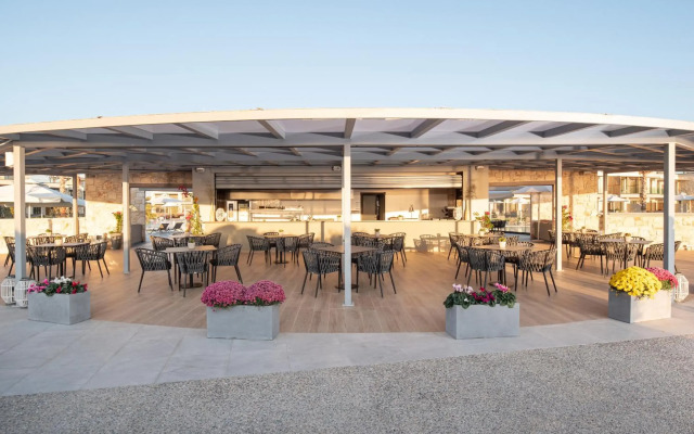 Portes Lithos Luxury Resort