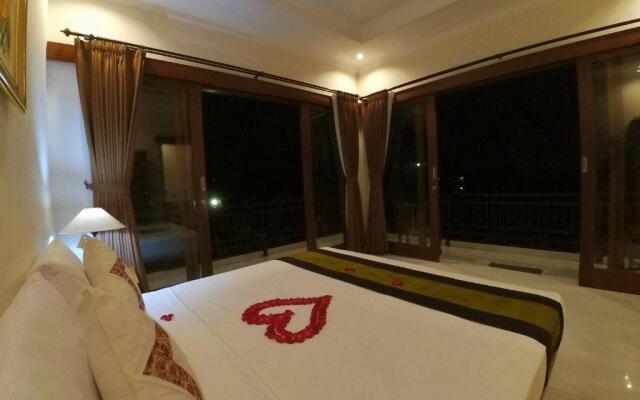 Kubu Taman Home Stay