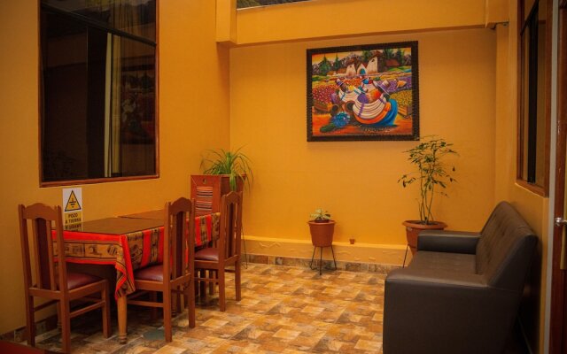 Cusi Hotel