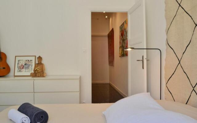 Le St Francois - Gorgeous Apt Art-Déco,Lift, A/C, 20 Meters Beach