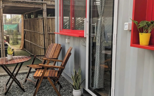 Tuk Tuk Gilhari Noida