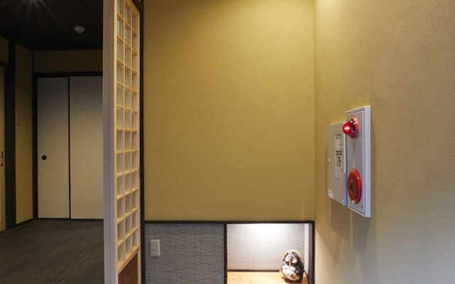 Miro Hachijo Uchidacho Tei