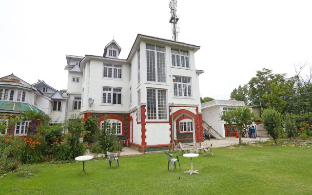 OYO 5735 Hotel Ashai