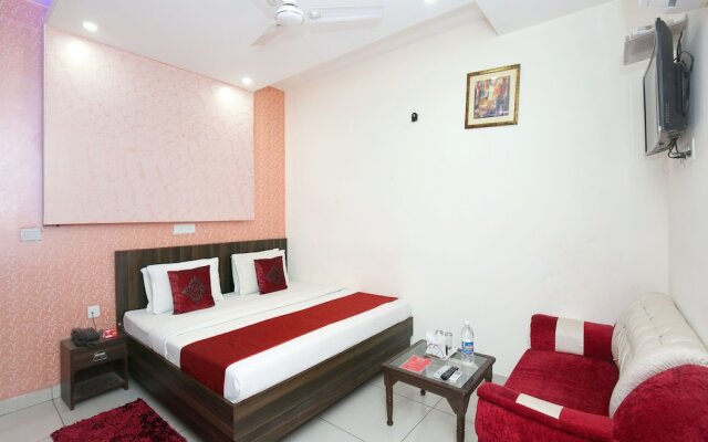 OYO 8959 New DK Palace