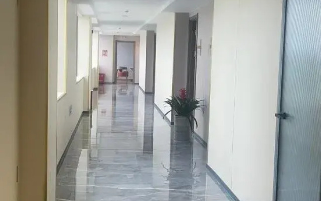 Huali Hotel (Huangshan North High-speed Railway Station)