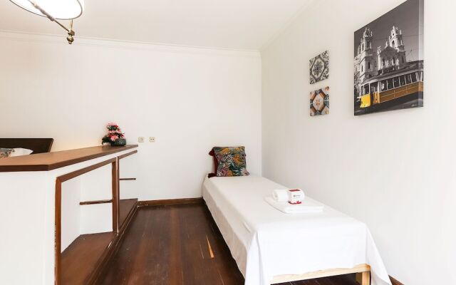 Oeiras Villa by Homing