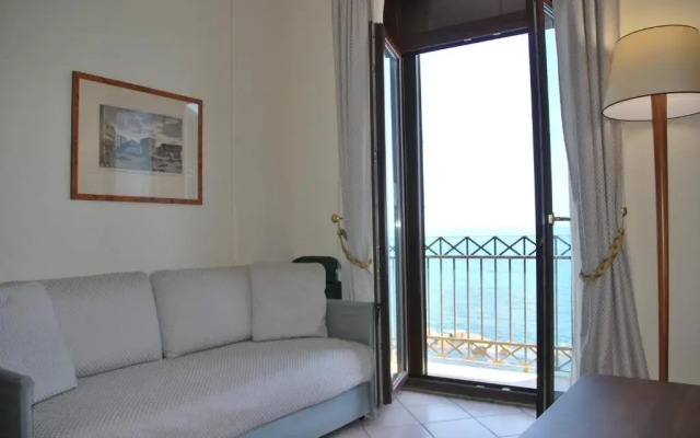 Domus Mariae Albergo