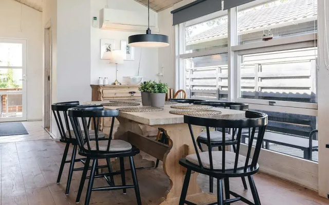 Luring Holiday Home in Poljana With Sea Nearby