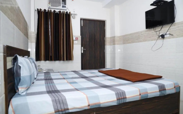 Hotel K Fort by OYO Rooms